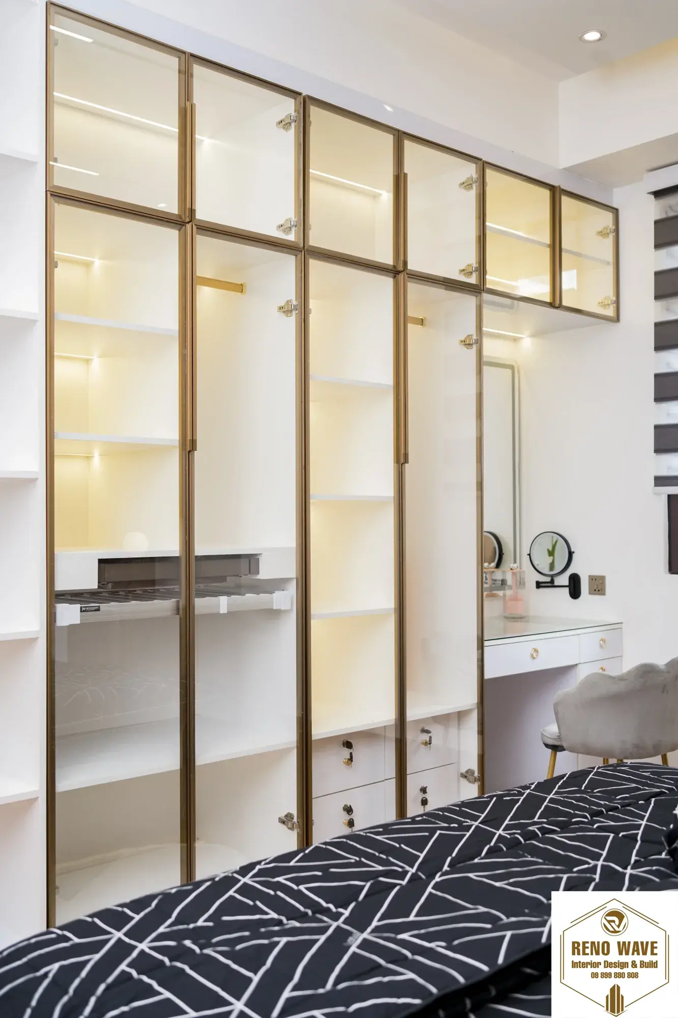 Kitchen island and bar